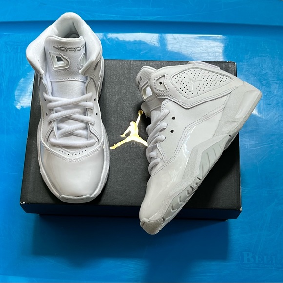 NEW! Jordan B’ Loyal (PS) White Boys or Girls Sneaker Tennis Shoes Sz 12C - Picture 2 of 9